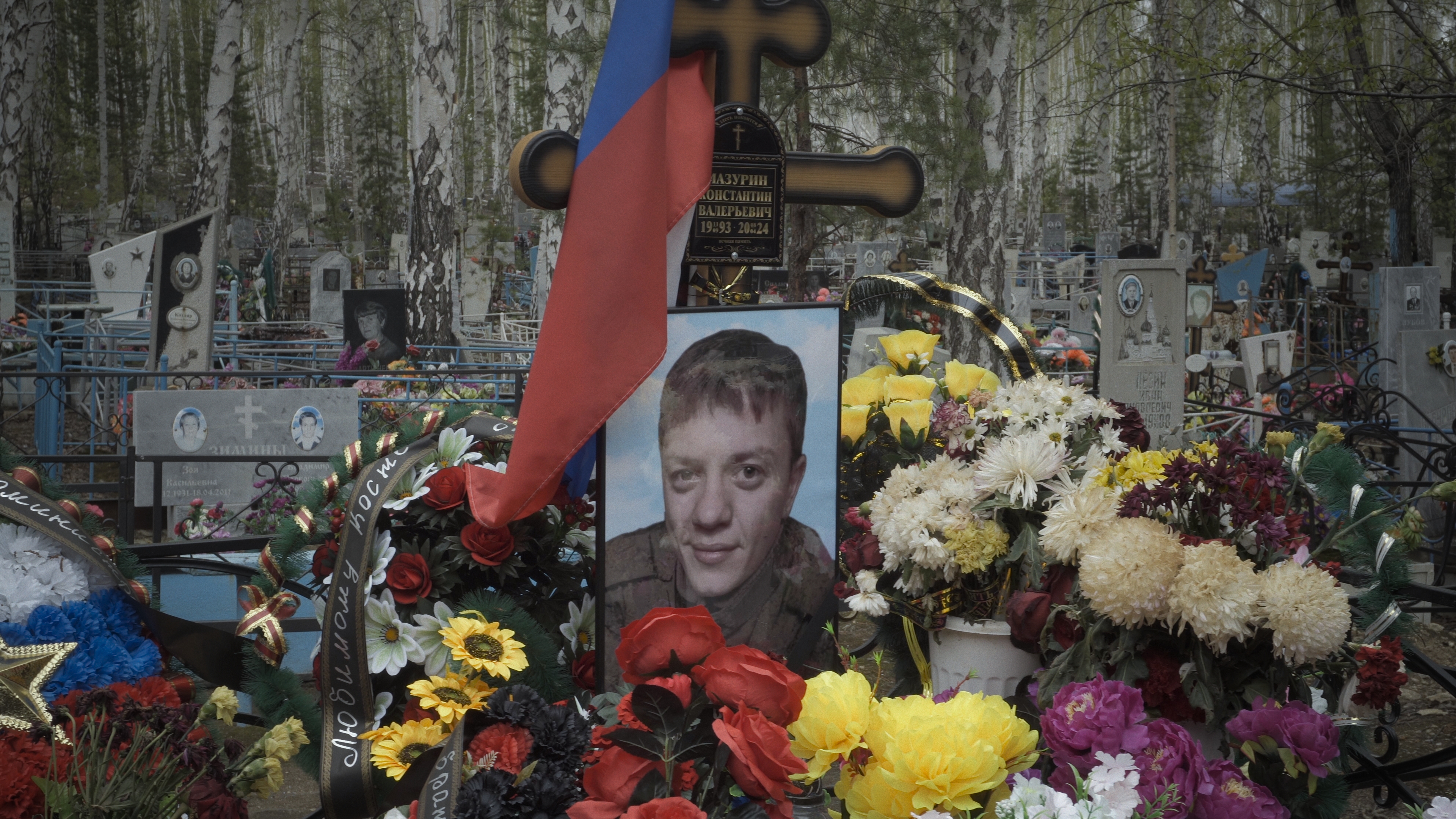 Mashas Brothers Grave Credit Pavel Talankin