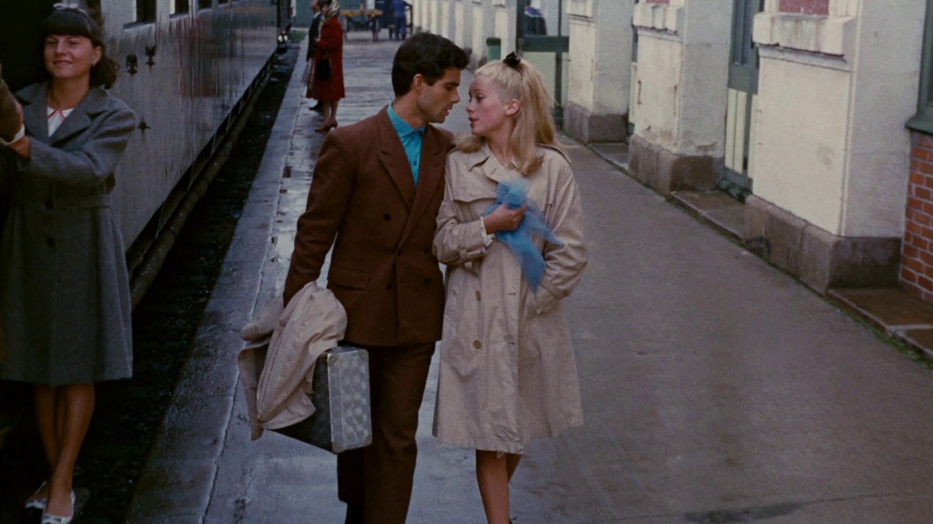 Les Parapluies De Cherbourg Arte Quel Sujet Tabou A Ete Evoque Dans Le Film Musical De Jacques Demy