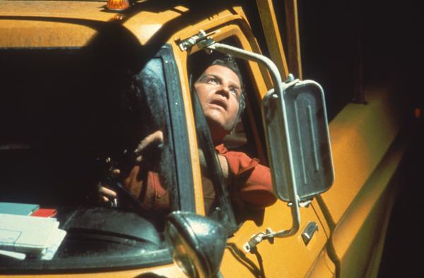 Close Encounters Of The Third Kind 1977 Richard Dreyfuss In Yellow Van Looking Up